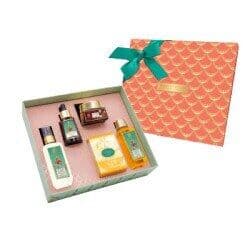 Forest Essentials  A Ritual Of Soundarya Box