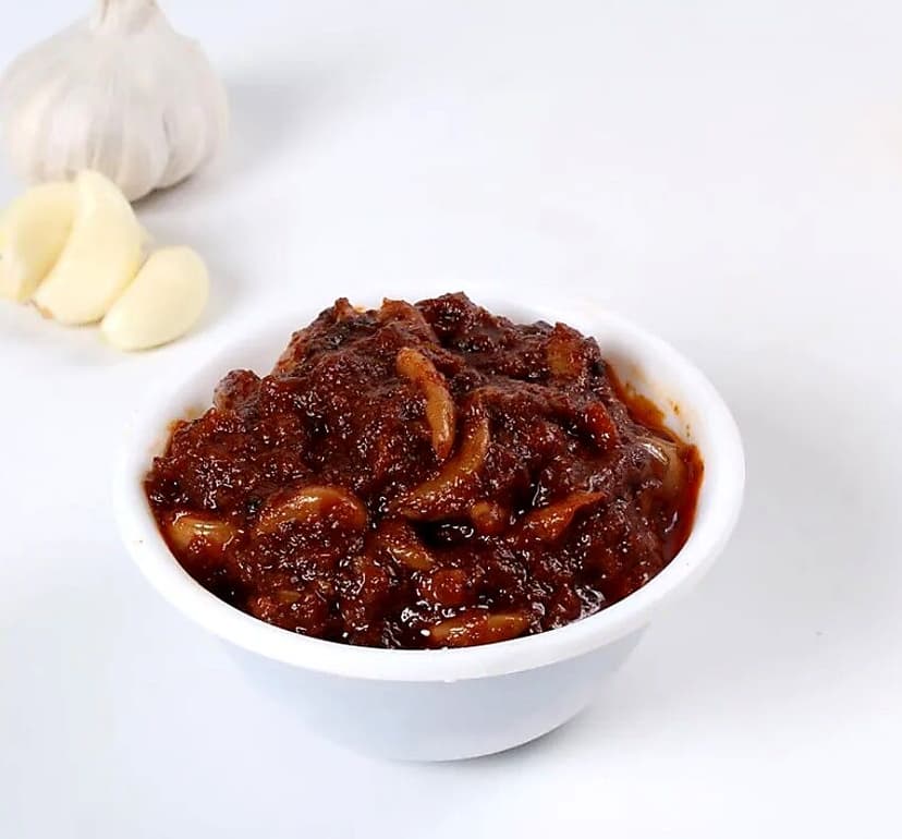 Garlic Pickle