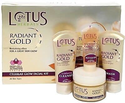Lotus Herbals Radiant Gold kit