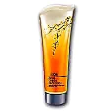 Ozone Acne Check Face Wash