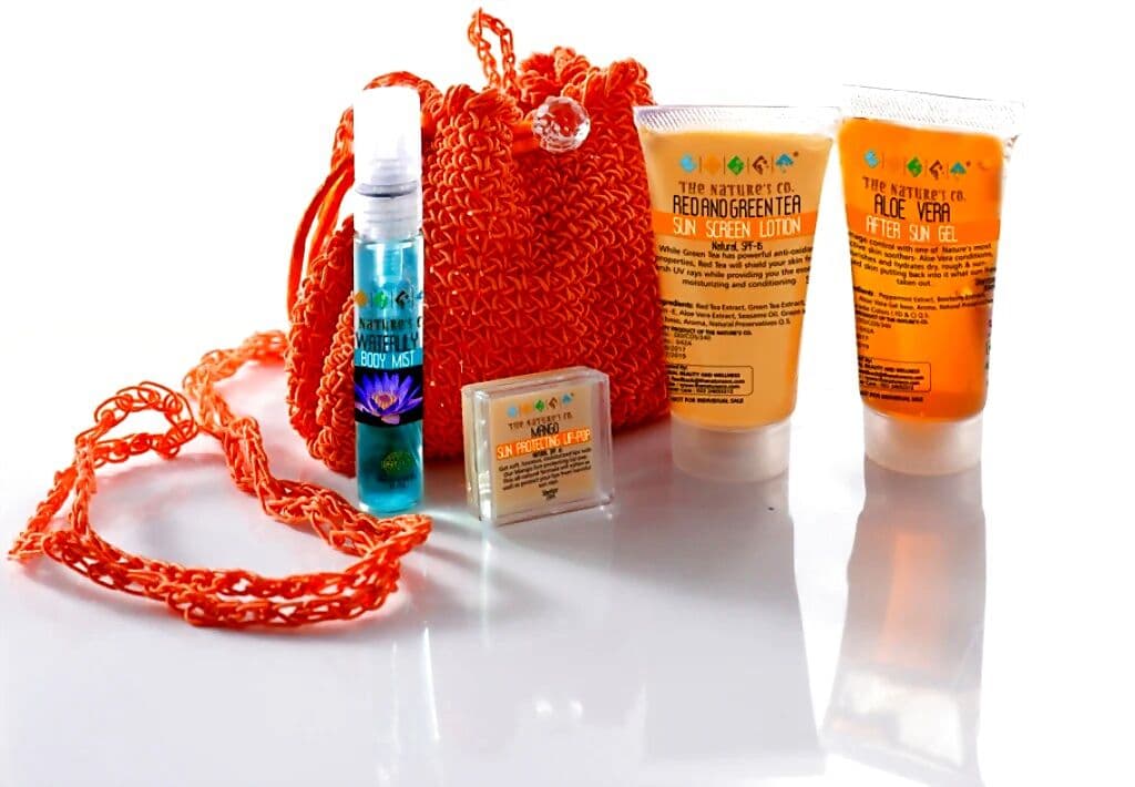 The Nature's Co Mini Beach Kit
