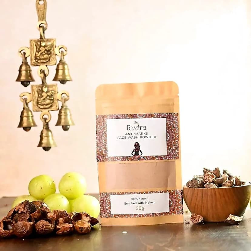 Araah Rudra Triphala Face Wash