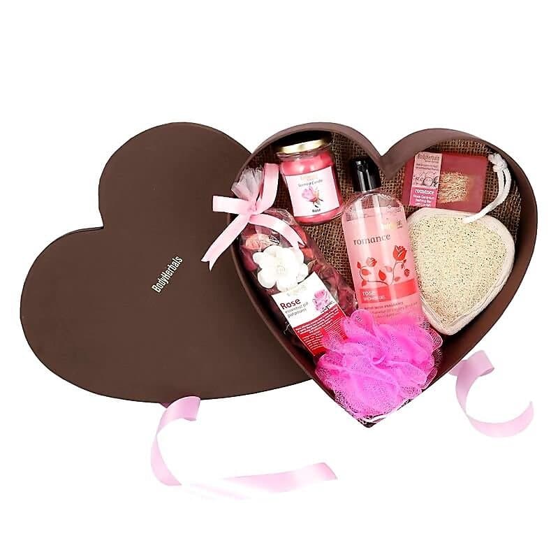 BodyHerbals Rose Surprise Bath Set