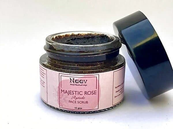 Neev Rose Majestic Glow Face Scrub