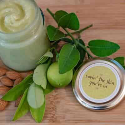 Buy Shantae Lemon & Poppy Seeds Body Scrub