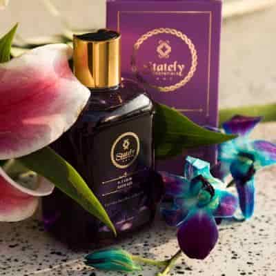 Buy Stately Essentials Icy Lilac Bath Gel