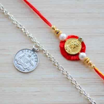 Buy Strands Coin Rakhi with Bracelet Gift Set for Bhaiya