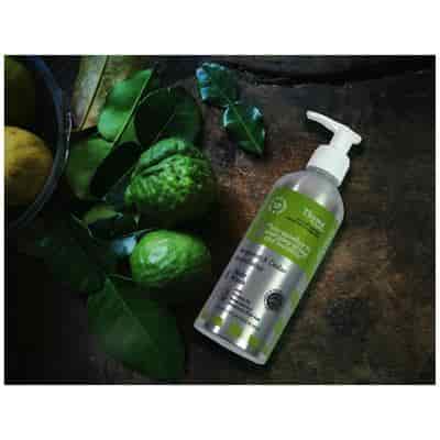 Buy Thyme Organic Bergamot & Cedar Revitalising Body Wash